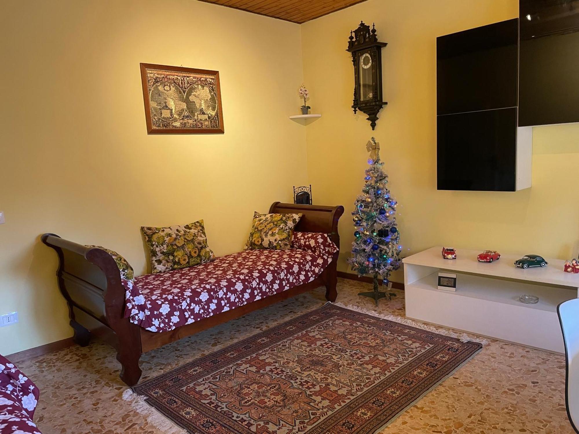 Al Campanile Centro Storico Ampio Luminoso E Panoramico Appartamento Trilocale Carsoli Kültér fotó